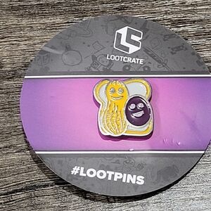 Loot Crate exclusive Super Friends Peanut Butter & Jelly pin New